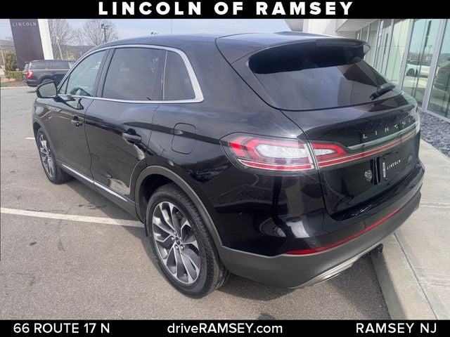 2022 Lincoln Nautilus — rear three-quarter view