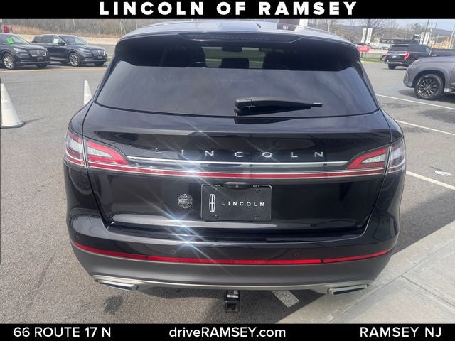 2022 Lincoln Nautilus — interior view