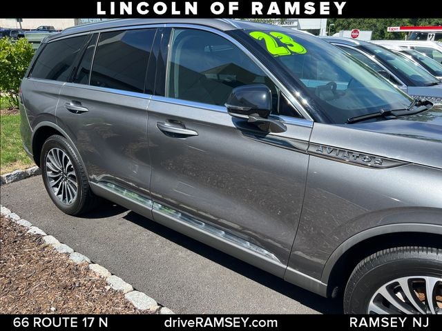 2023 Lincoln Aviator — side profile view