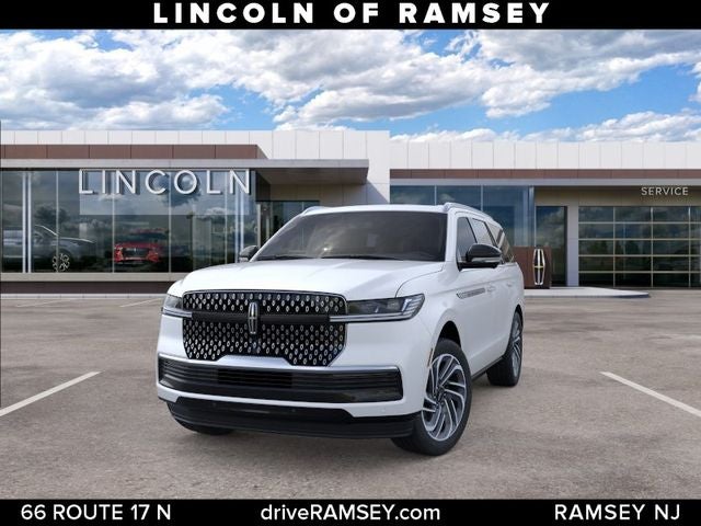 2026 Lincoln Navigator — side profile view