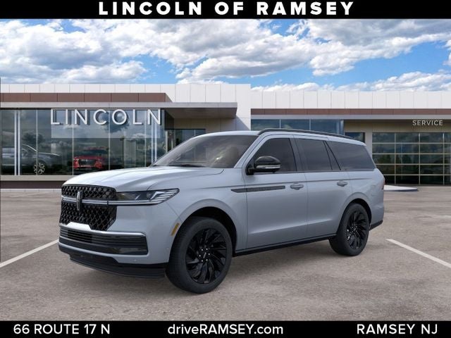 2026 Lincoln Navigator Reserve in Gray Mist Metallic Tri-Coat — front three-quarter view