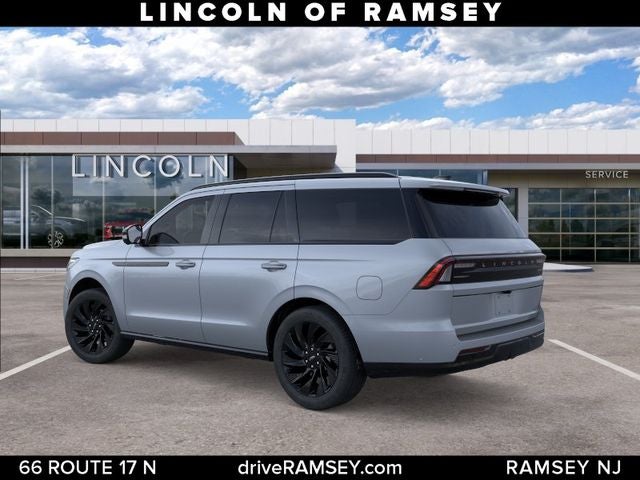 2026 Lincoln Navigator — detail view