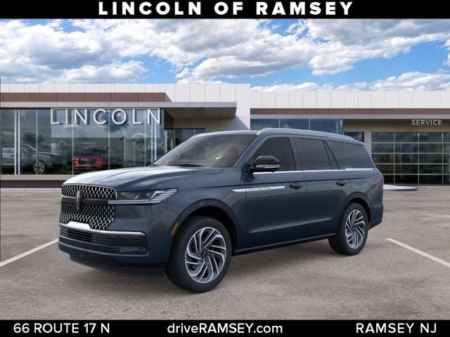 2025 Lincoln Navigator Reserve in Flight Blue Metallic Clearcoat — front three-quarter view