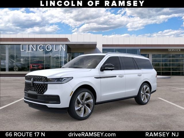 2026 Lincoln Navigator Black Label in Star White Metallic Tri-Coat — front three-quarter view