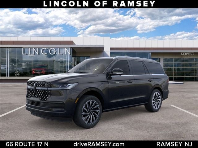 2026 Lincoln Navigator Black Label in Black Metallic — front three-quarter view