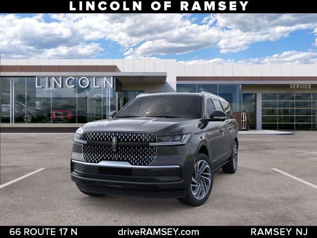 2026 Lincoln Navigator L — side profile view