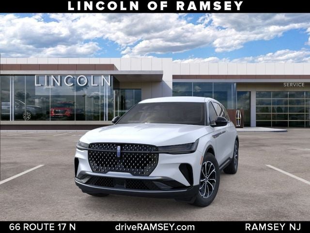 2026 Lincoln Nautilus — side profile view