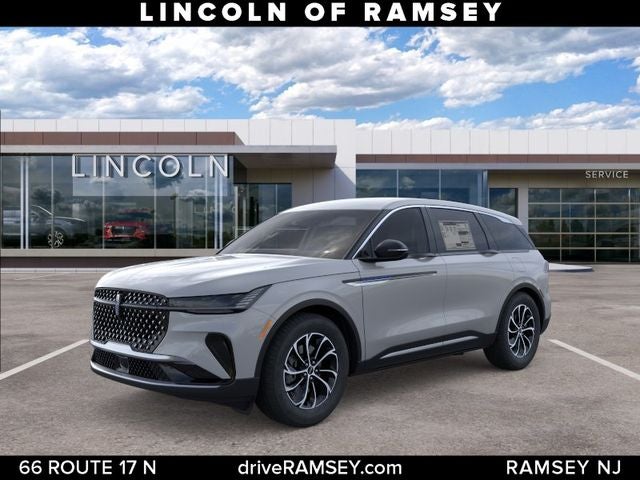 2026 Lincoln Nautilus Premiere in Gray Matter Metallic Clearcoat — front three-quarter view